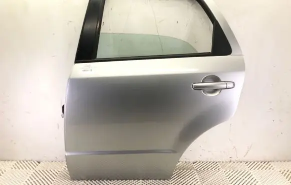 Suzuki SX4 Rear door ZCC