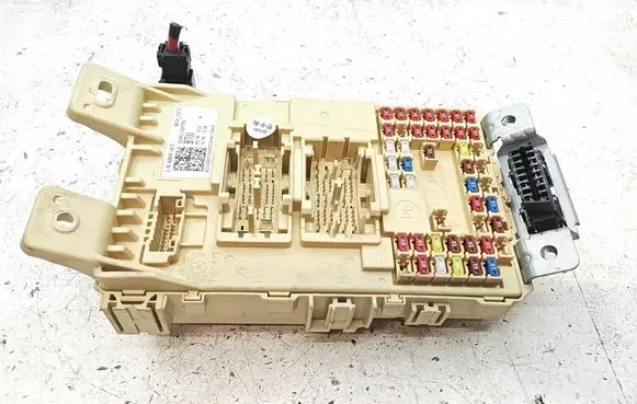 Hyundai Bayon Fuse box set 91951Q0700 R700 V023650125040