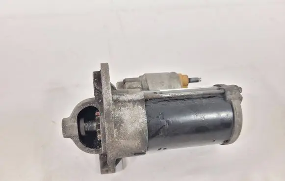 Dacia Sandero II Starter motor 233006508R 24D7D DW4198B