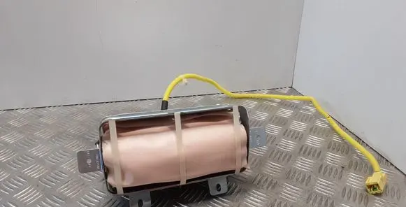 Subaru B9 Tribeca Passenger airbag