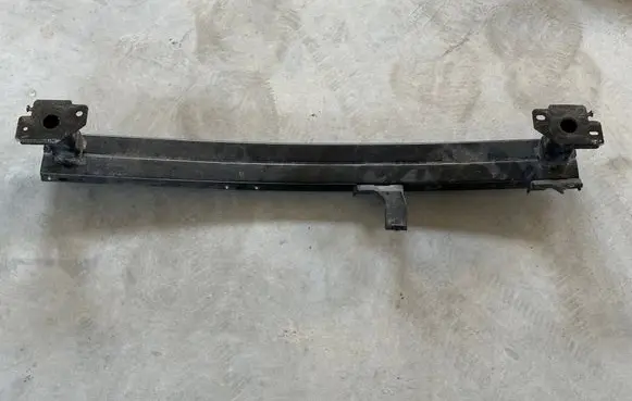 Renault Captur II Rear bumper cross member 