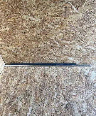 Mercedes-Benz W123 Front door glass trim molding