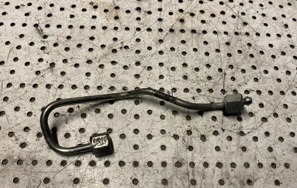 Volkswagen Caddy Fuel main line pipe