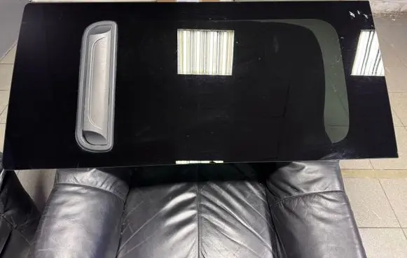 Citroen Jumper Side middle window/glass DOT618M72AS3 E243R000023 43R000023