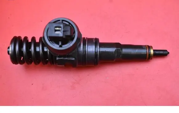 Fuel injector