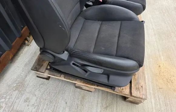 Audi A3 S3 A3 Sportback 8P Seat set 