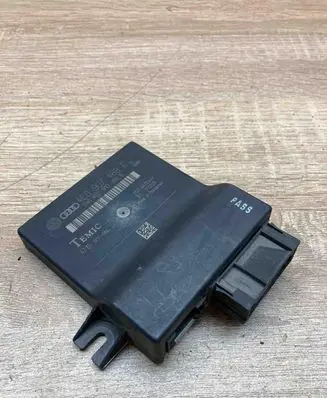Audi A8 S8 D3 4E Gateway control module 4E0907468E 4E0910468B