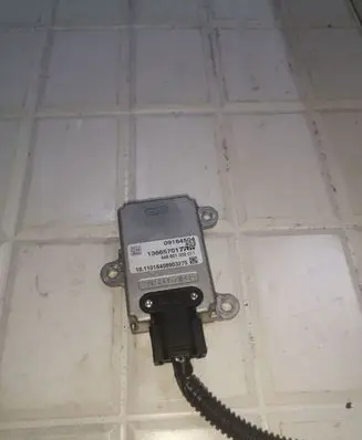 Opel Vectra C ESP acceleration yaw rate sensor 13665701 09184504