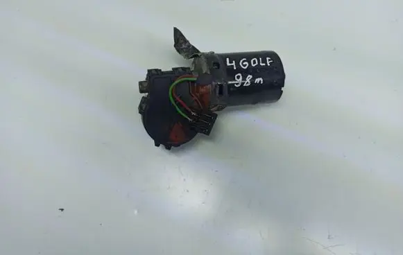Volkswagen Golf IV Wiper motor 0390241151