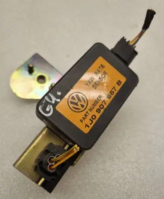 Volkswagen Golf IV ESP acceleration yaw rate sensor 1J0907657B 1J0907651A