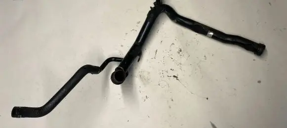Audi A6 S6 C5 4B Engine coolant pipe/hose 078121070B