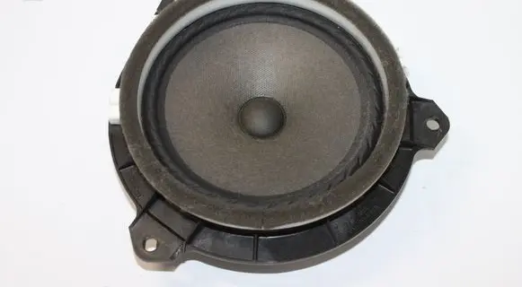 Toyota Corolla Verso E121 Front door speaker 861600D180