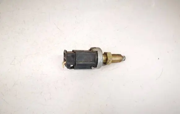 Toyota Avensis T220 Brake pedal sensor switch