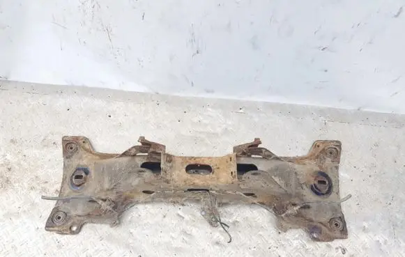 Peugeot 406 Rear subframe 