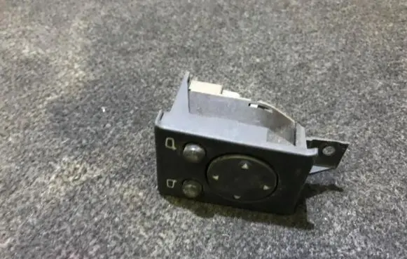 Audi A6 S6 C4 4A Wing mirror switch 4a0959565