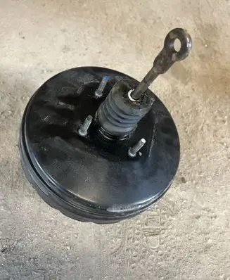 Dodge Nitro Brake booster P04779727AA A02040C2127 727AA