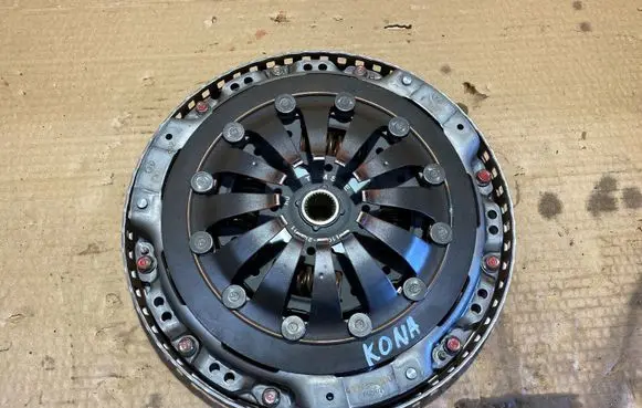 Hyundai Kona I Clutch set kit 41071AB001 GG902