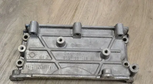 Audi A6 S6 C7 4G Rocker cam cover 059109129AG
