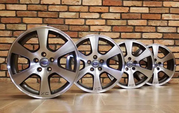 Volvo XC60 R17 alloy rim 30671480