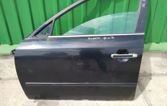 Hyundai Sonata Front door