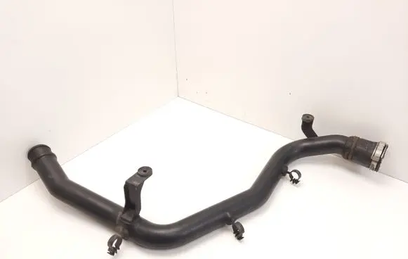Audi Q7 4L Intercooler hose/pipe 7L6145795S 7L6145770M