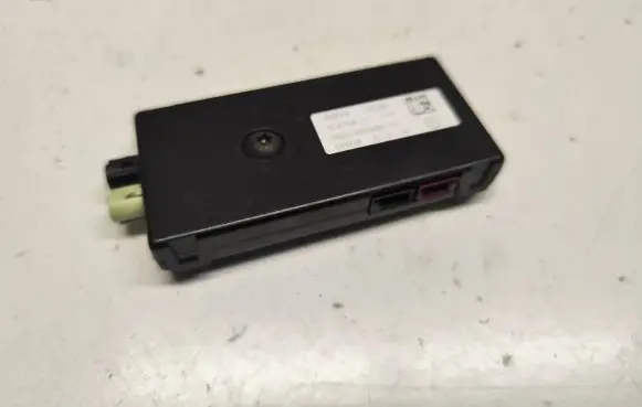 BMW X5 F15 Aerial antenna amplifier 9334691 92870811
