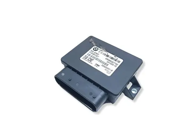 BMW 5 F10 F11 Hand brake control module 6863277