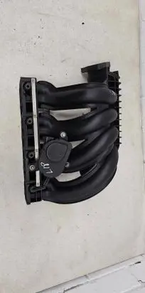 Mercedes-Benz E W211 Intake manifold A611090
