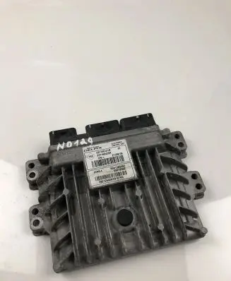 Renault Megane III Engine control unit/module ECU 237100121R 237100425R