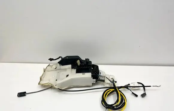 Mercedes-Benz SL R230 Front door lock A2307200535 2307200535