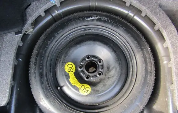 Ford Mondeo MK IV R12 spare wheel 