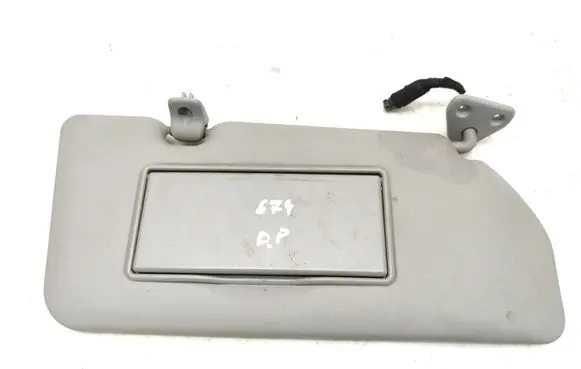 Nissan Almera Tino Sun visor