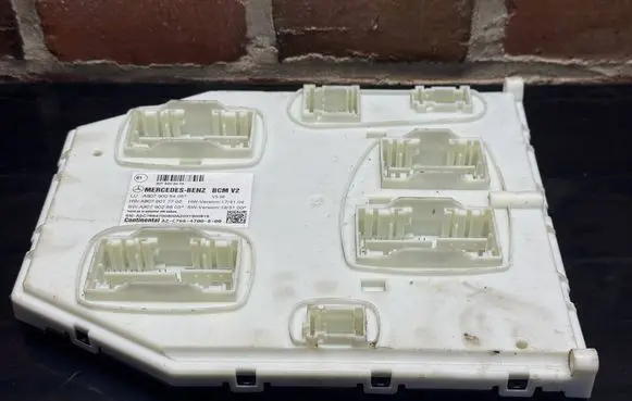 Mercedes-Benz Sprinter W907 W910 Blind spot module 9079005405 A9079005405