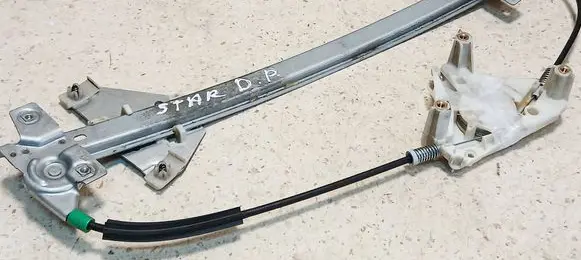 Mitsubishi Space Star Front door electric window regulator 