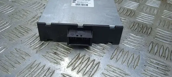 BMW 3 E90 E91 Gearbox control unit/module 8ES00947920