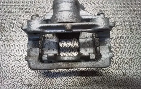 Volkswagen Crafter Rear brake caliper Y04128