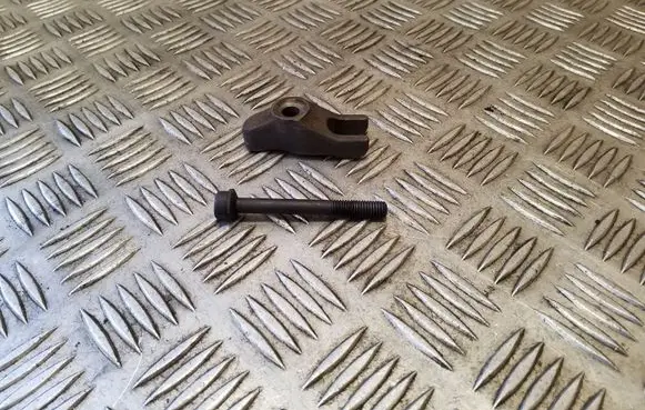 Hyundai ix35 Fuel Injector clamp holder