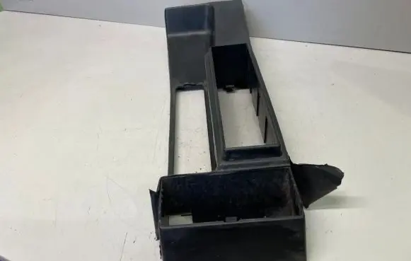 BMW 3 E30 Center console 51161884246 1884246