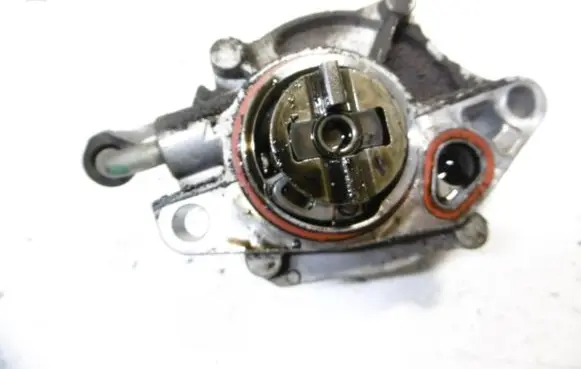 Peugeot 206 CC Vacuum pump 9637413980
