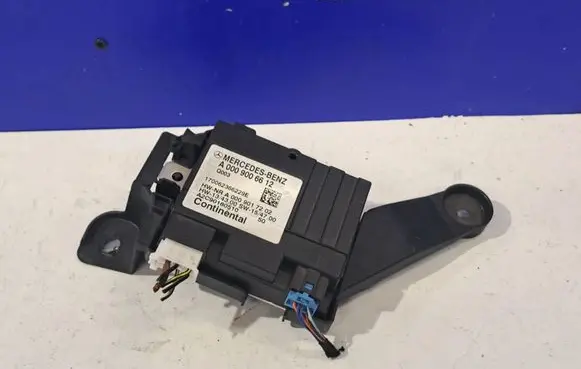 Mercedes-Benz E W213 Fuel injection pump control unit/module A0009006612