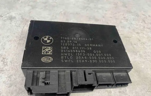 BMW 4 F36 Gran coupe Tow bar trailer control unit/module 71606879426 6879426