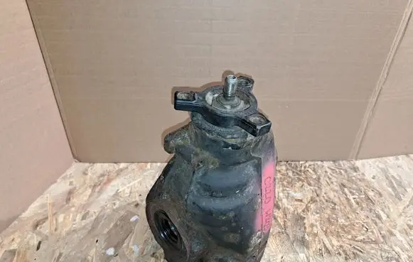 Mercedes-Benz C W203 Rear differential A2033510908 A2103510305