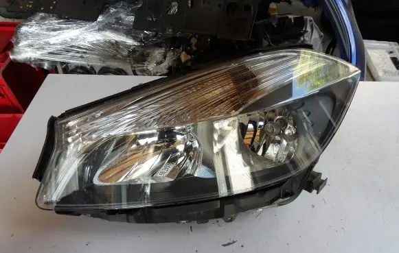 Mercedes-Benz A W176 Headlight/headlamp