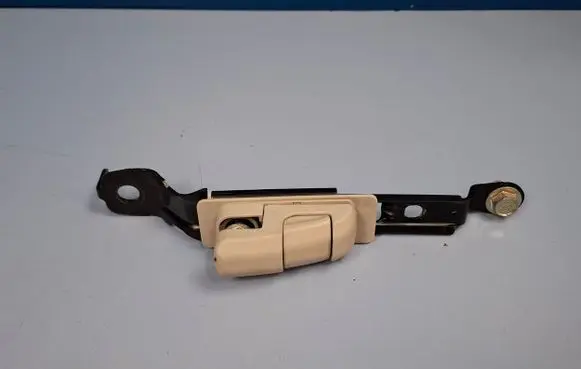 Mazda CX-5 Seat belt adjustment rail 11539053