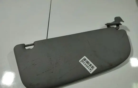 Sun visor