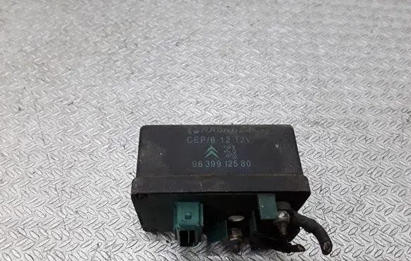 Citroen C5 Glow plug pre-heat relay 9639912580