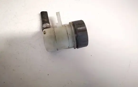 Honda CR-V Brake fluid reservoir 