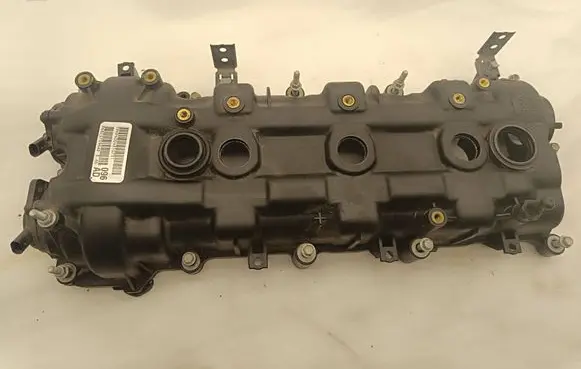 Chrysler Pacifica Rocker cam cover 04893802AE 68237096AD