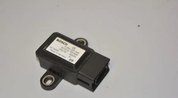 BMW 5 E39 ESP acceleration yaw rate sensor 6753694