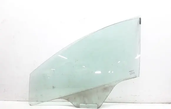 Fiat Bravo Front door window glass four-door